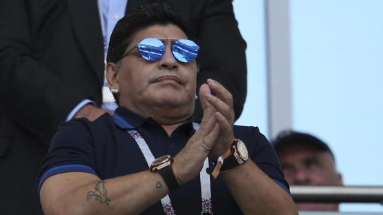 Video: “volvería a dirigir la Selección, y lo haría gratis”, dijo un emocionado Maradona